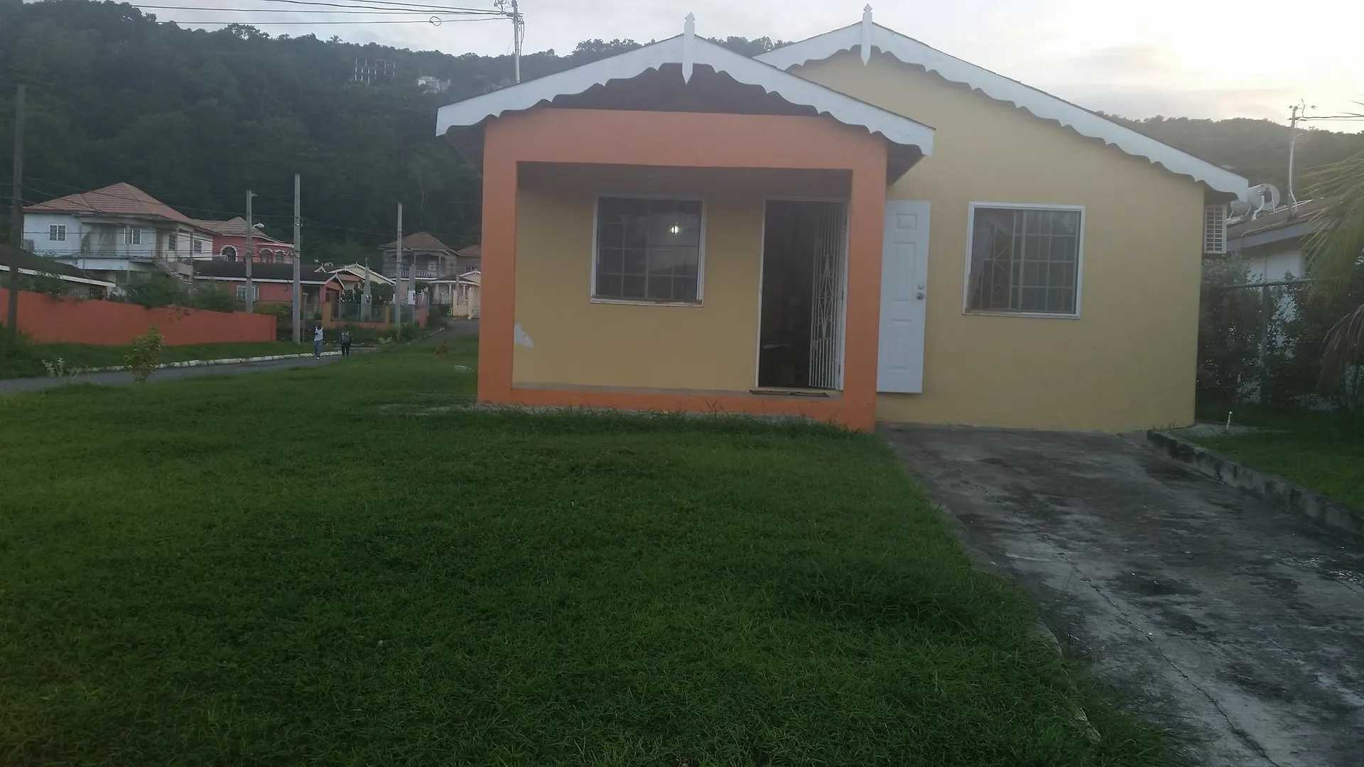 Palm Cove - 2 Bedroom Cottage Montego Bay 3*,  Jamajka